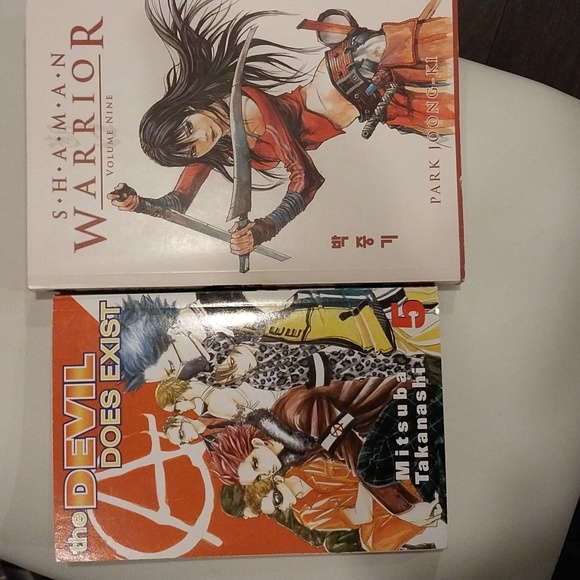 Manga books: The Devil Does Exist vol 5 Shaman Warrior vol 9 - Picture 1 of 1